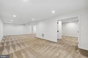 41657 McMonagle Square, Aldie, VA 20105 - Photo 32