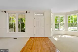 40396 Milford Dr, Broadlands, VA 20148 - Photo 4