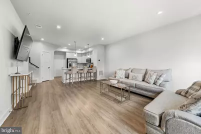 24272 Thurso Square, Sterling, VA 20166 - Photo 2