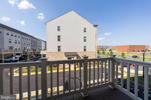 24272 Thurso Sq, Sterling, VA 20166 - Photo 16