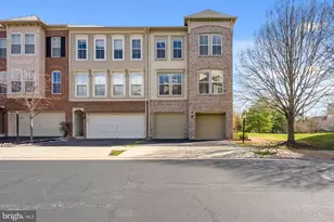 22886 Livingston Terrace, Brambleton, VA 20148 - Photo 2