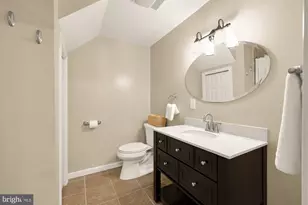 45383 Persimmon Ln, Sterling, VA 20165 - Photo 44