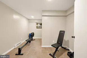45383 Persimmon Ln, Sterling, VA 20165 - Photo 46