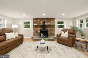 45383 Persimmon Ln, Sterling, VA 20165 - Photo 40