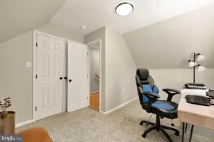 45383 Persimmon Ln, Sterling, VA 20165 - Photo 32