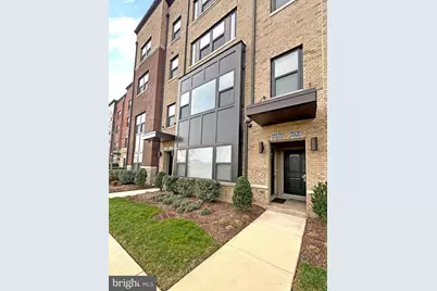 44766 Tiverton Square, Ashburn, VA 20147 - Photo 2