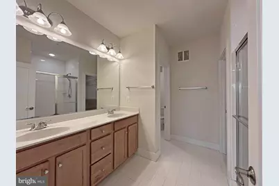 44766 Tiverton Square, Ashburn, VA 20147 - Photo 10