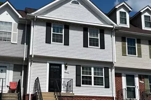 216 Finchingfield Ct, Sterling, VA 20165 - Photo 1