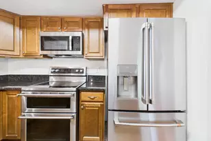 216 Finchingfield Ct, Sterling, VA 20165 - Photo 8