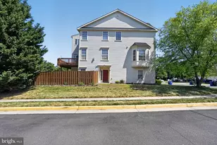 1225 Cambria Terrace NE, Leesburg, VA 20176 - Photo 2