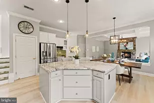 22566 Forest Run Dr, Ashburn, VA 20148 - Photo 2