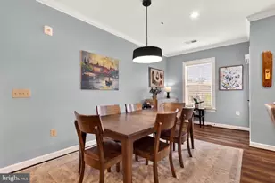 21914 Hawksbill High Cir, Sterling, VA 20164 - Photo 20