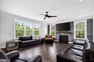 42458 Reservoir Ridge Pl, Ashburn, VA 20148 - Photo 32