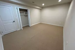 44377 Stone Roses Cir, Ashburn, VA 20147 - Photo 2