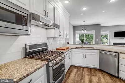 19930 Mizner Terrace, Ashburn, VA 20147 - Photo 14