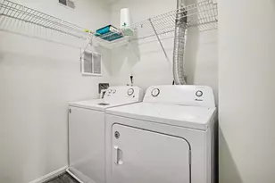 26065 Lands End Dr, Chantilly, VA 20152 - Photo 12