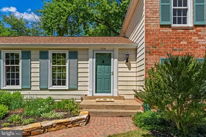 1119 Bradfield Drive SW, Leesburg, VA 20175 - Photo 2