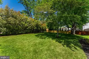 1119 Bradfield Dr SW, Leesburg, VA 20175 - Photo 24
