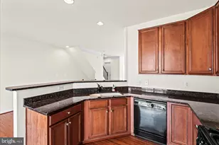 504 Legrace Terrace NE, Leesburg, VA 20176 - Photo 8
