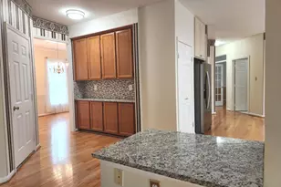 21218 Edgewood Ct, Sterling, VA 20165 - Photo 16