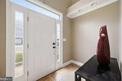 25203 Dunvegan Square, Chantilly, VA 20152 - Photo 6
