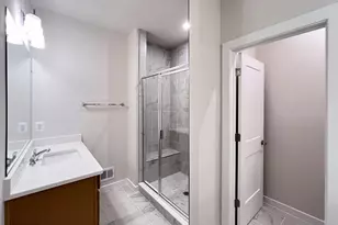 20285 Newfoundland Sq, Ashburn, VA 20147 - Photo 26