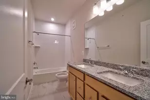 20285 Newfoundland Sq, Ashburn, VA 20147 - Photo 34