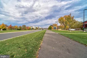 20285 Newfoundland Sq, Ashburn, VA 20147 - Photo 46