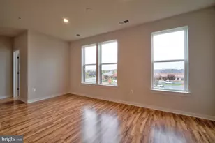 20285 Newfoundland Sq, Ashburn, VA 20147 - Photo 18