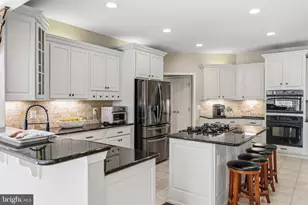 22122 Whisperhill Ct, Broadlands, VA 20148 - Photo 22
