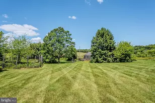 35339 Appalachian Trl Rd, Round Hill, VA 20141 - Photo 32