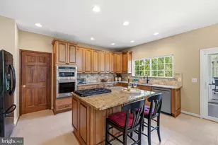 21916 Bellair Ct, Ashburn, VA 20147 - Photo 4