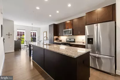 254 Bluemont Branch Terrace SE, Leesburg, VA 20175 - Photo 2