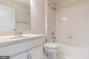 23409 Berkeley Meadows Dr, Ashburn, VA 20148 - Photo 30