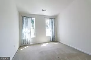 23409 Berkeley Meadows Dr, Ashburn, VA 20148 - Photo 28