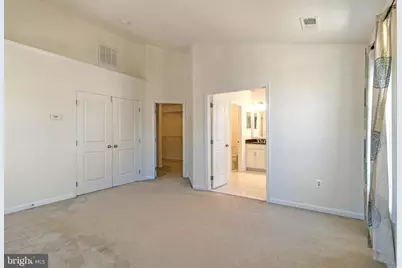23409 Berkeley Meadows Drive, Ashburn, VA 20148 - Photo 18