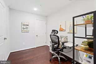 24523 Glenville Grv Ter, Aldie, VA 20105 - Photo 6