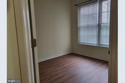 42604 Pine Forest Drive, Chantilly, VA 20152 - Photo 2