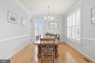 25352 Ripleys Field Dr, Chantilly, VA 20152 - Photo 12