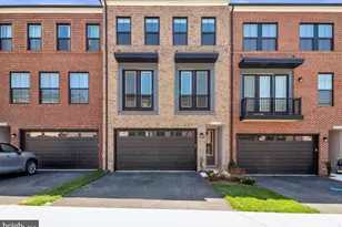 21740 Charing Cross Ter, Broadlands, VA 20148 - Photo 2