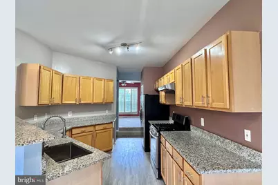 42954 Beachall Street, Chantilly, VA 20152 - Photo 24