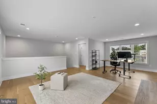 42464 Mildred Lndg Sq, Ashburn, VA 20148 - Photo 46