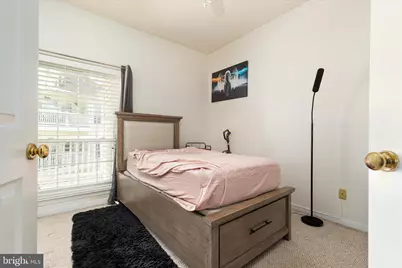 664 Gateway Drive SE #302, Leesburg, VA 20175 - Photo 18