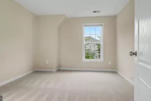 42371 Trellis Square, Brambleton, VA 20148 - Photo 50