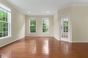 42371 Trellis Square, Brambleton, VA 20148 - Photo 14