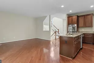 42371 Trellis Square, Brambleton, VA 20148 - Photo 24