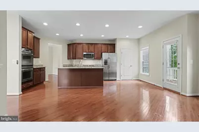42371 Trellis Square, Brambleton, VA 20148 - Photo 24