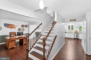 17180 Magic Mountain Dr, Round Hill, VA 20141 - Photo 2