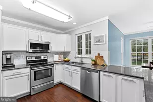 17180 Magic Mountain Dr, Round Hill, VA 20141 - Photo 10