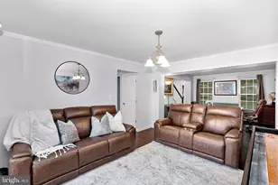 17180 Magic Mountain Dr, Round Hill, VA 20141 - Photo 6